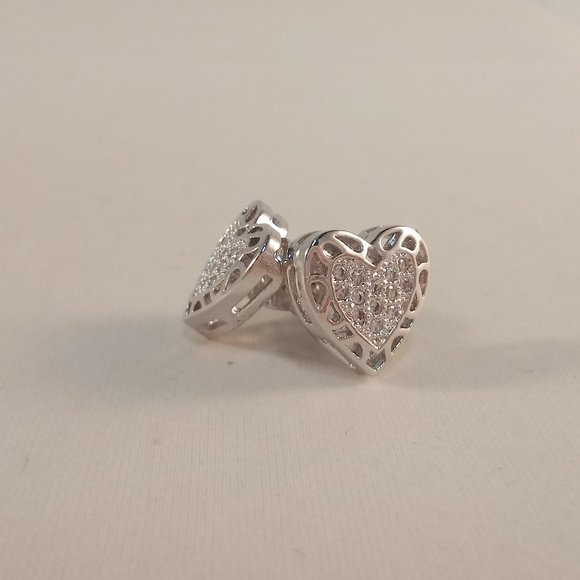 18K White Gold Filled Heart Shape Diamond Topaz Zircon Stud Earrings - Picture 5 of 6